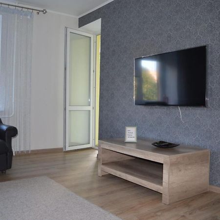 Apartament Gayadayenko 4 Daire Pinsk Dış mekan fotoğraf