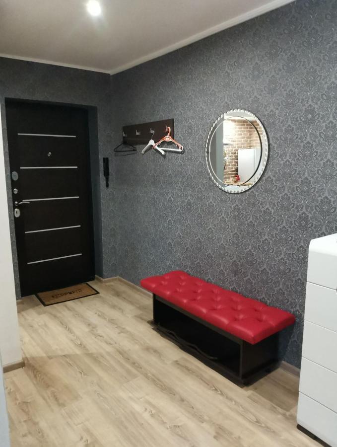 Apartament Gayadayenko 4 Daire Pinsk Dış mekan fotoğraf