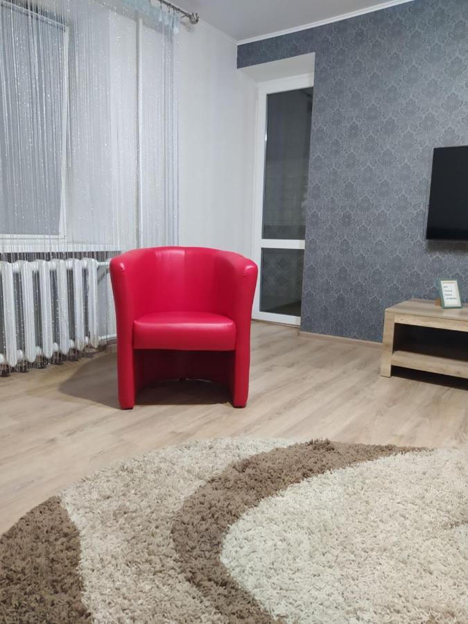 Apartament Gayadayenko 4 Daire Pinsk Dış mekan fotoğraf
